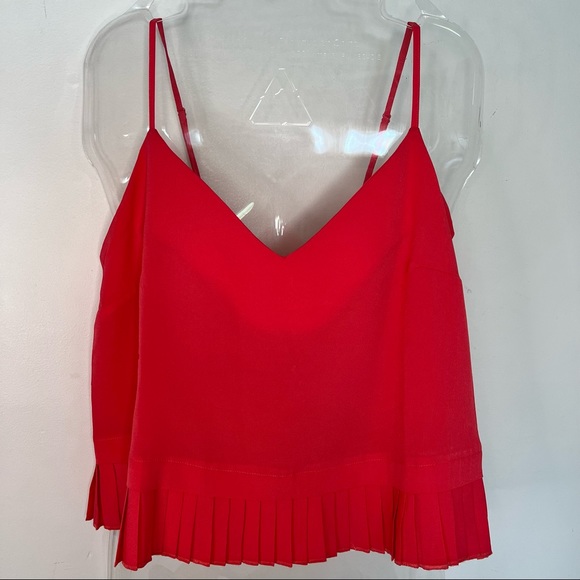 NEW French Connection Pleated Pink V Neck Crop Tank Top Blouse Size Medium - Picture 2 of 4